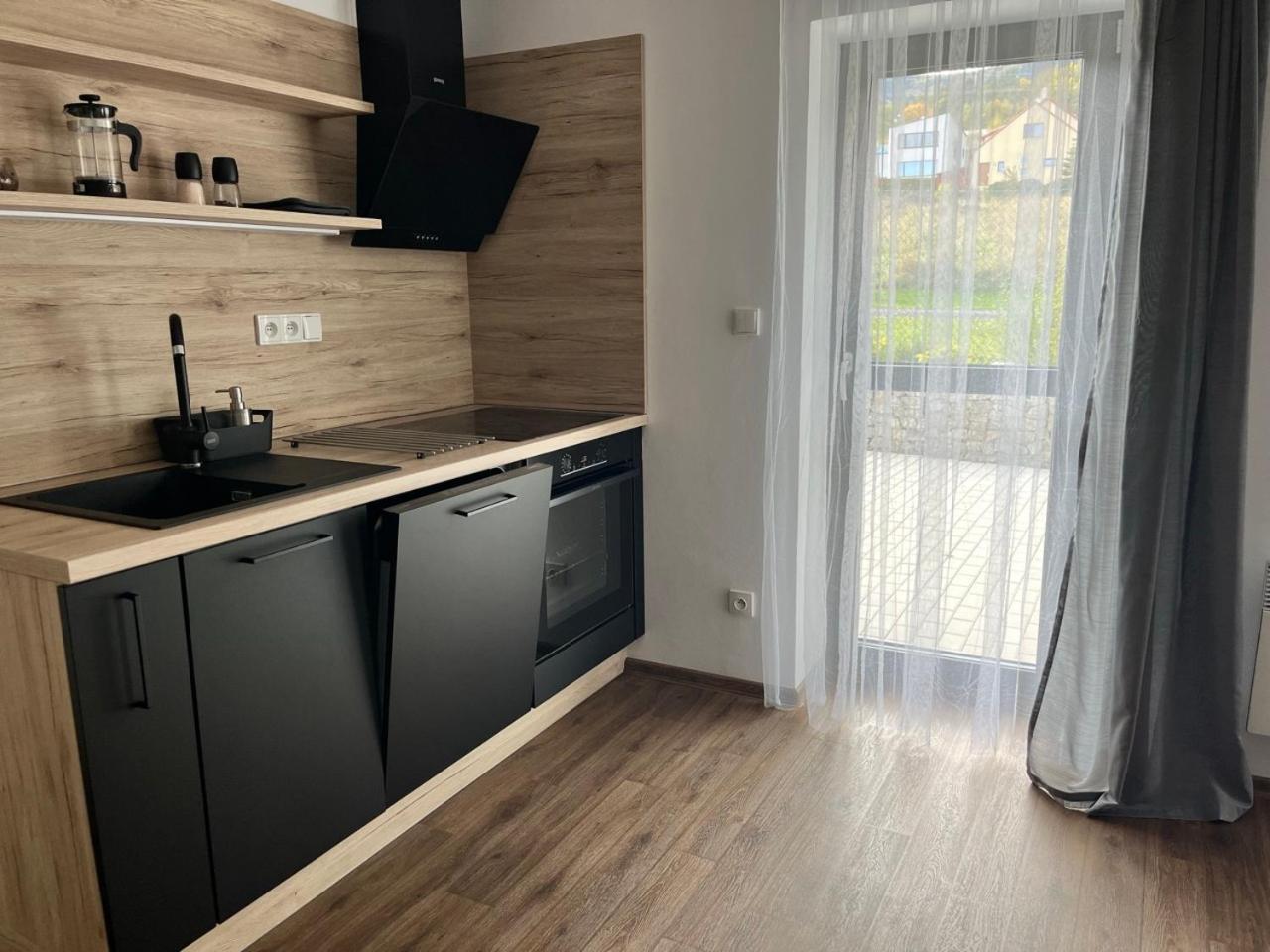 Sanky Apartmany Либерц Экстерьер фото