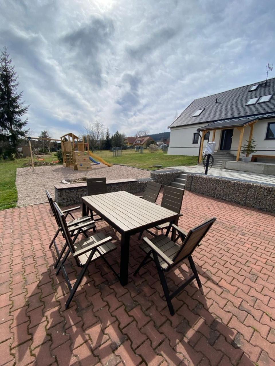Sanky Apartmany Либерц Экстерьер фото
